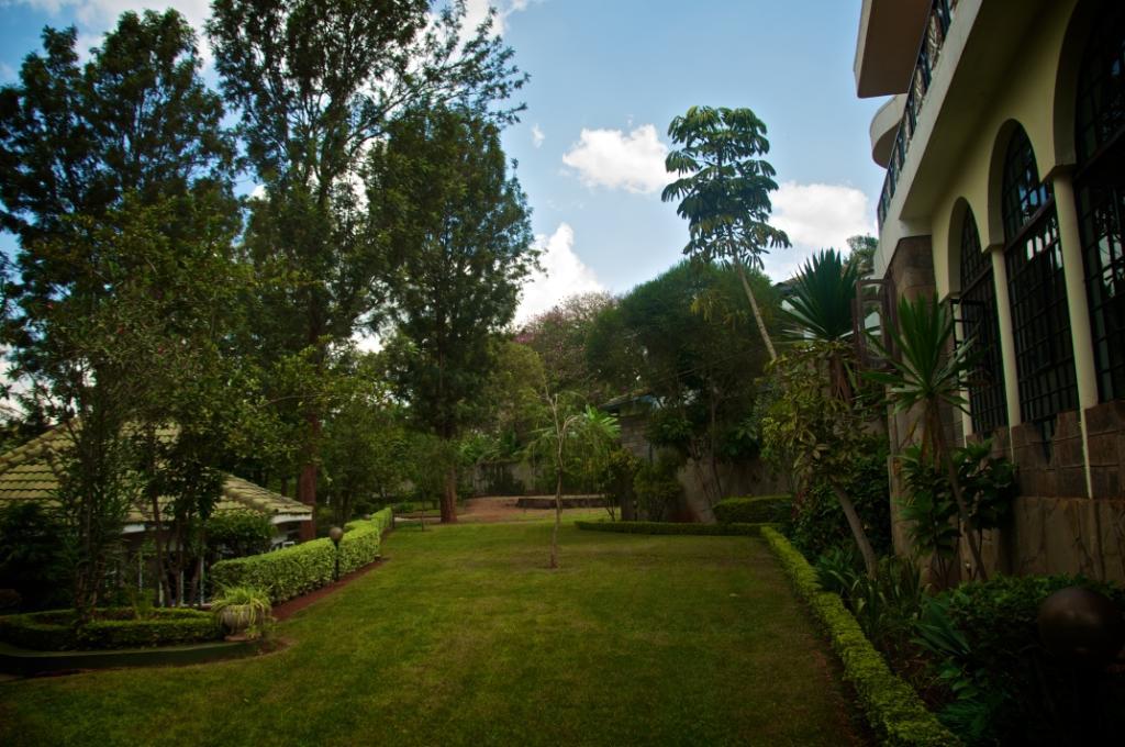 Lavington Hill House Hotel Nairobi Bagian luar foto